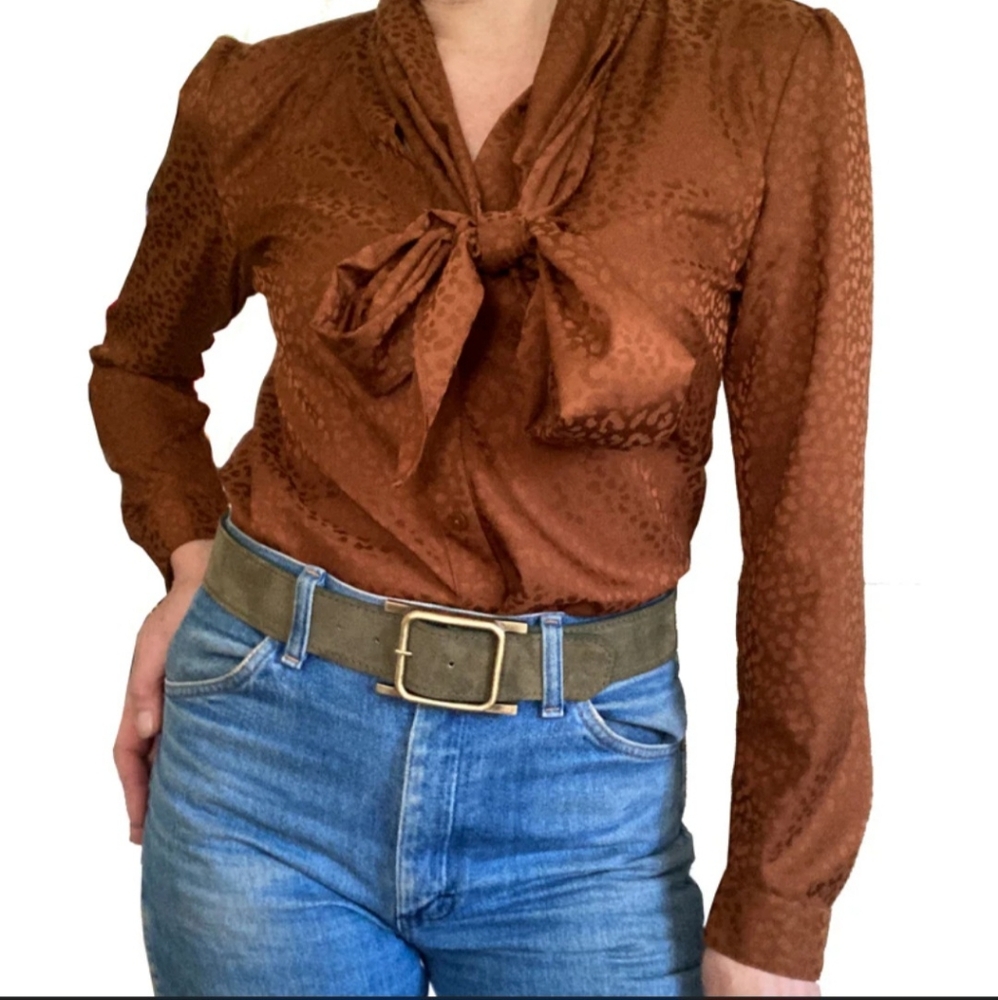 Loft Copper Satin Gold Metallic Undertone Pullover V-neckline Bow Blouse